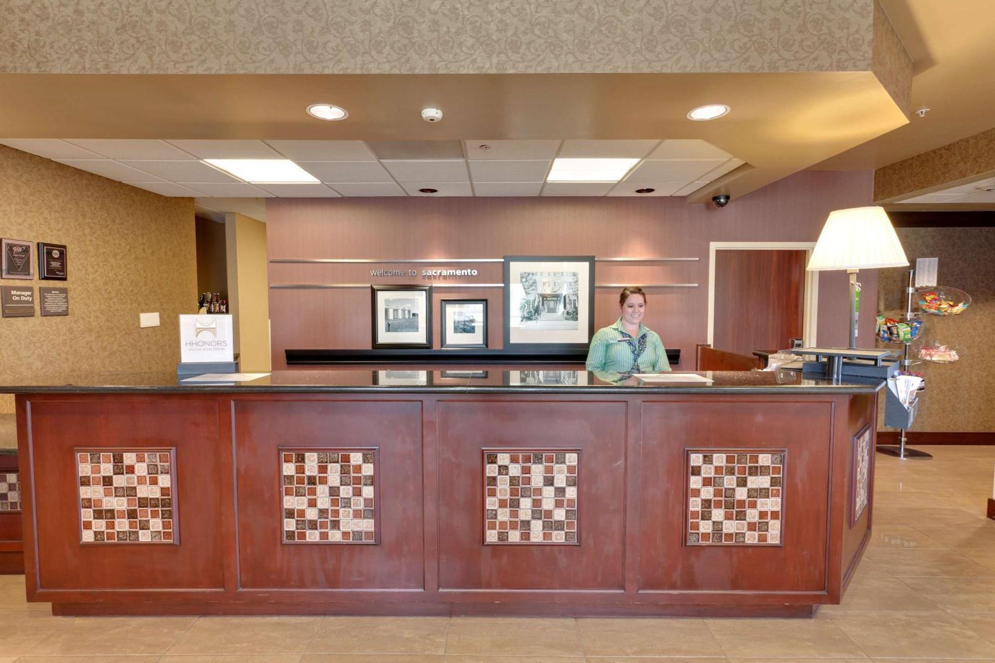 Hampton Inn & Suites Sacramento-Airport-Natomas Экстерьер фото