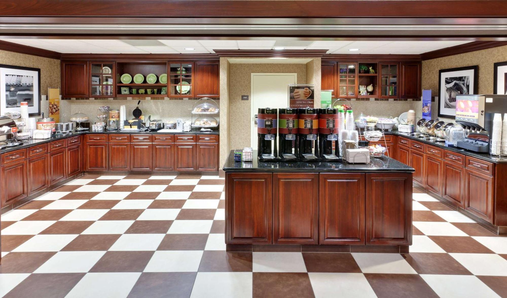 Hampton Inn & Suites Sacramento-Airport-Natomas Экстерьер фото